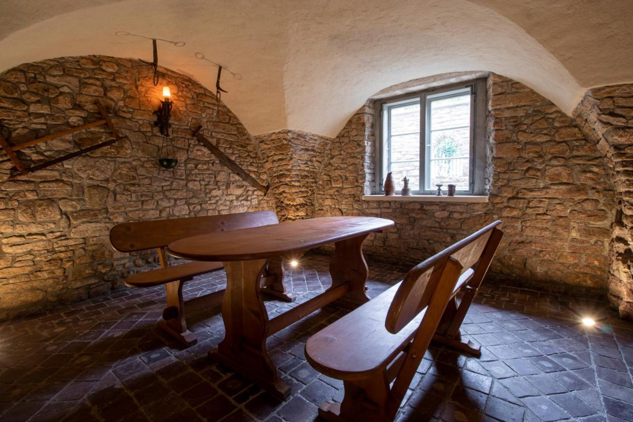 Aussergewoehnliches, Historisches, Spaetgotisches Wohnhaus Von 1519, Gries 5 Gera Esterno foto